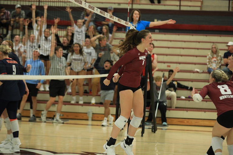 Thumbnail photo for the Women's Volleyball vs Midland 9/29/23 gallery
